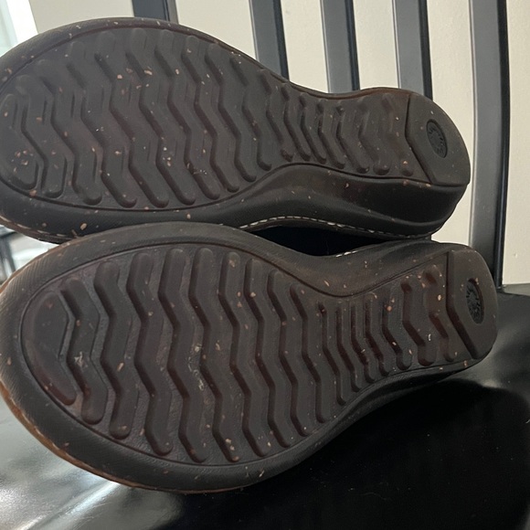 UGG Australia Black Shearling-Lined lace up Ankle Boots Sz 8 - Picture 6 of 10